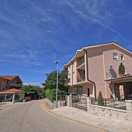 维拉佩特拉酒店 Međugorje 外观 照片