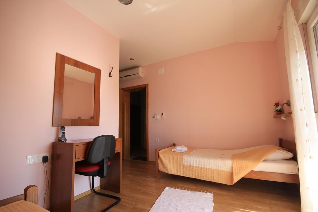 维拉佩特拉酒店 Međugorje 外观 照片