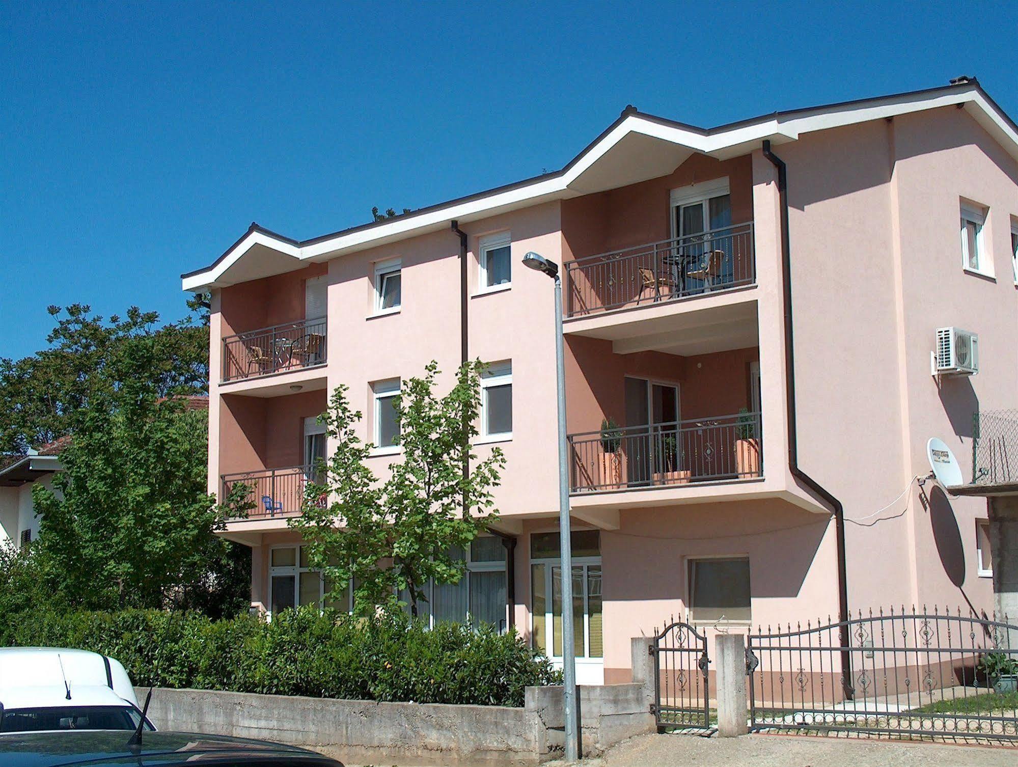 维拉佩特拉酒店 Međugorje 外观 照片
