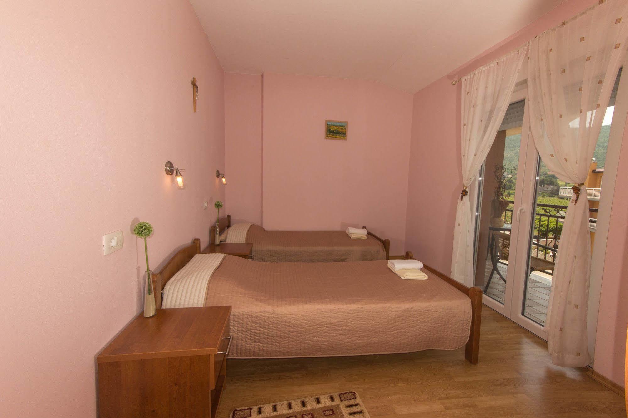 维拉佩特拉酒店 Međugorje 外观 照片